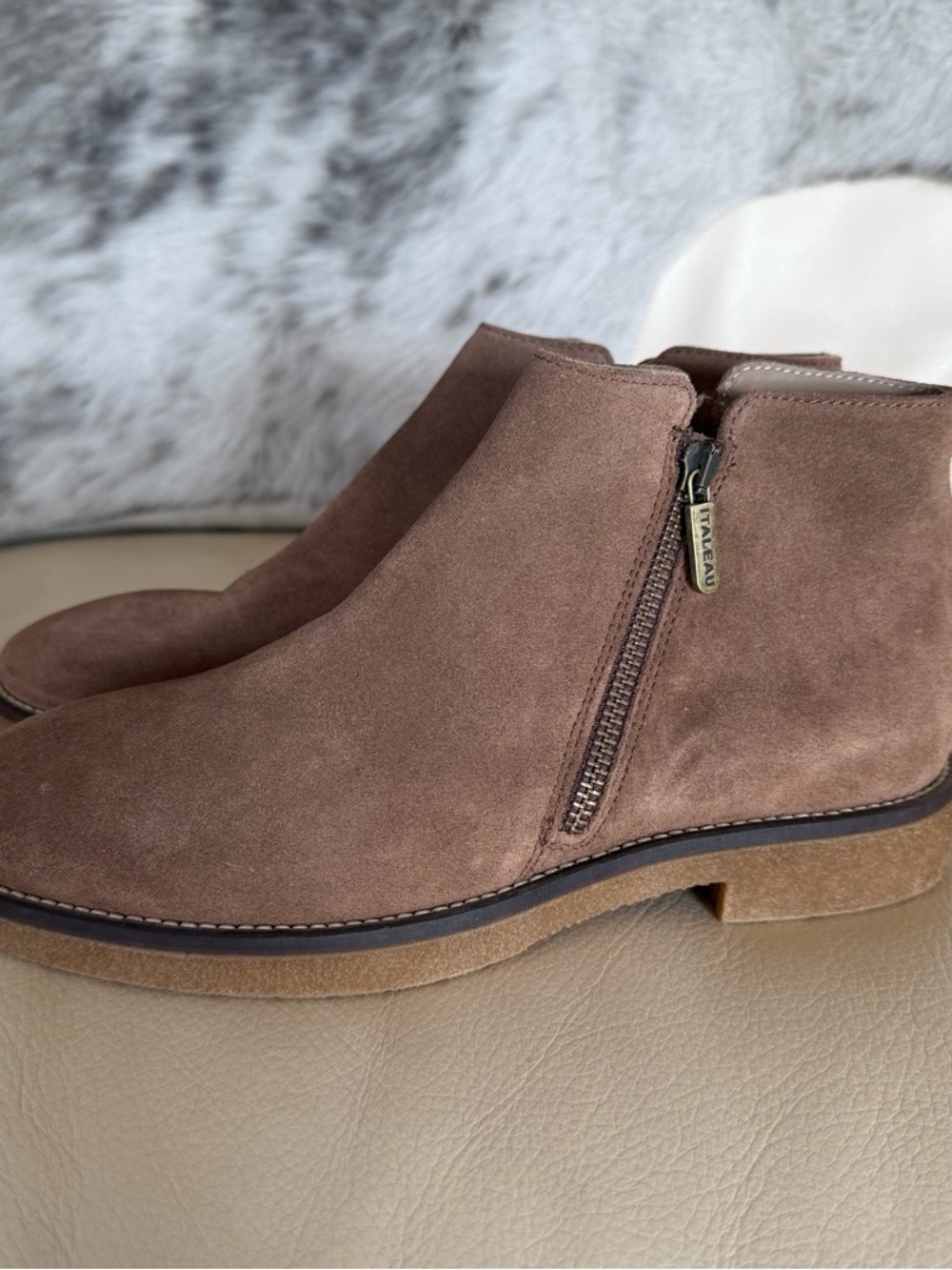 Italeau Foliana Velour Nut Waterproof Ankle Boots Women's Suede Zip 8 brown